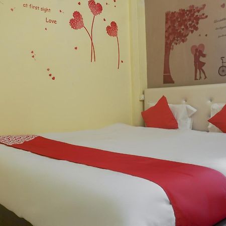 Hotel O R K Hotel Pimpri-Chinchwad Eksteriør billede