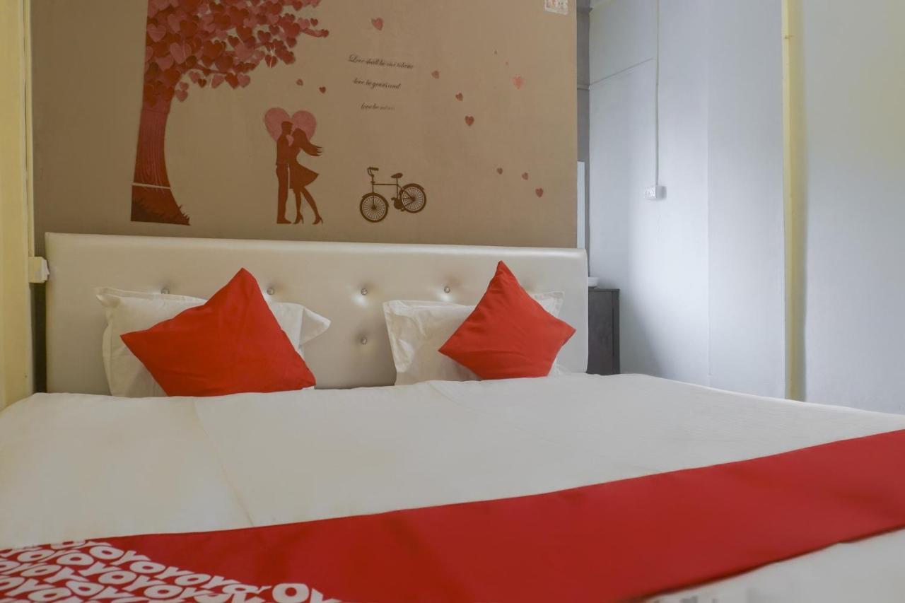 Hotel O R K Hotel Pimpri-Chinchwad Eksteriør billede