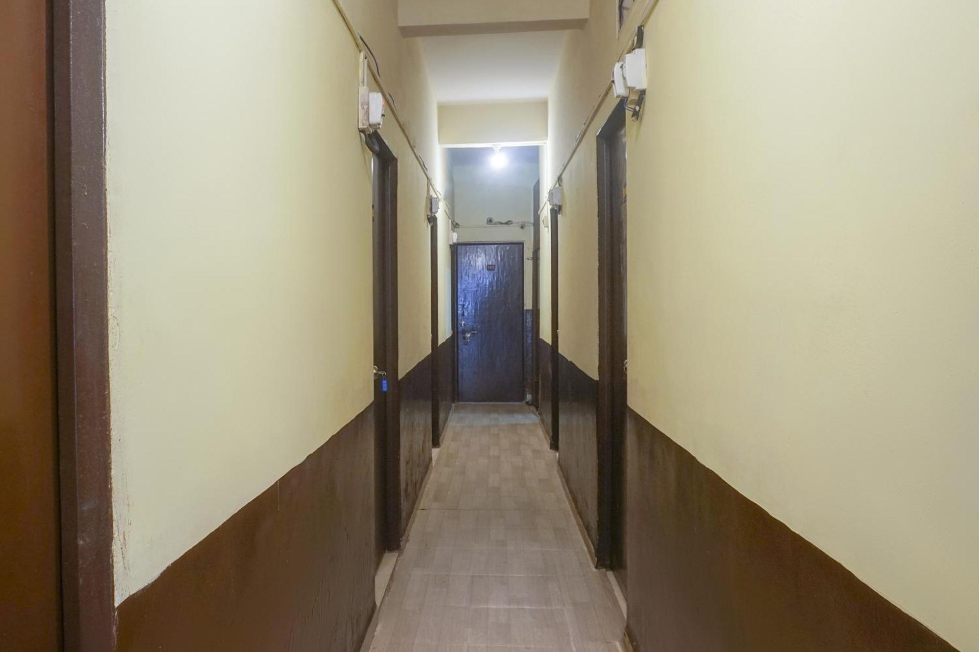 Hotel O R K Hotel Pimpri-Chinchwad Eksteriør billede