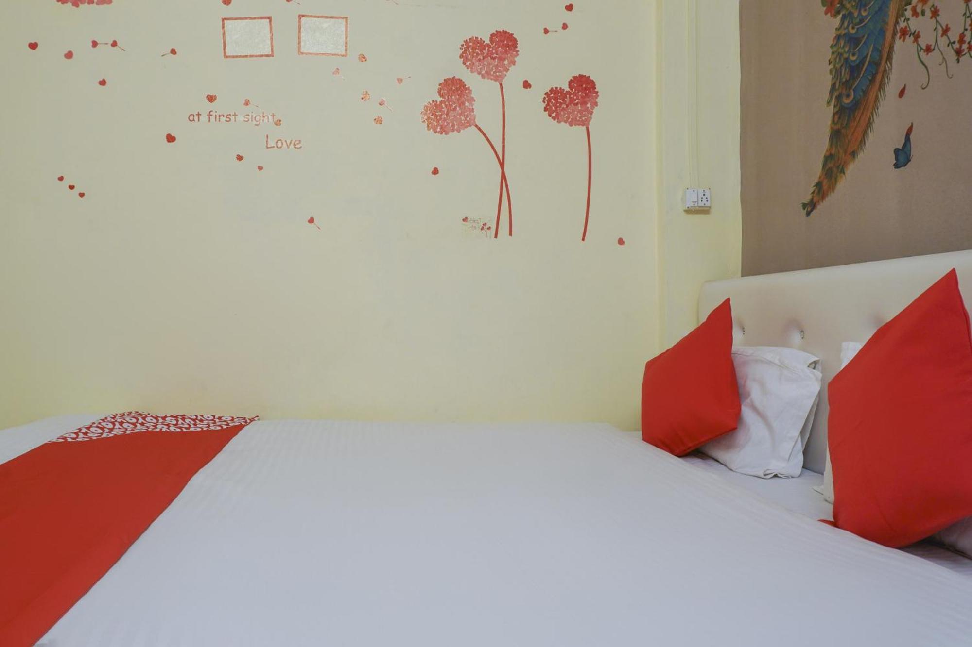 Hotel O R K Hotel Pimpri-Chinchwad Eksteriør billede